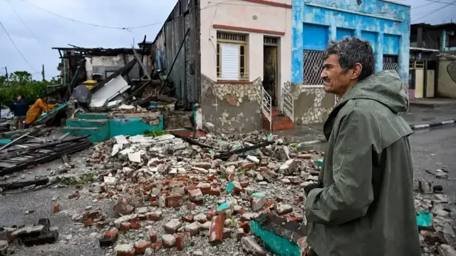 Дом, разрушенный ураганом Мелисса.