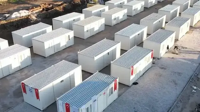 Sındırgı'da depremin ardından konteyner kentler kuruluyor