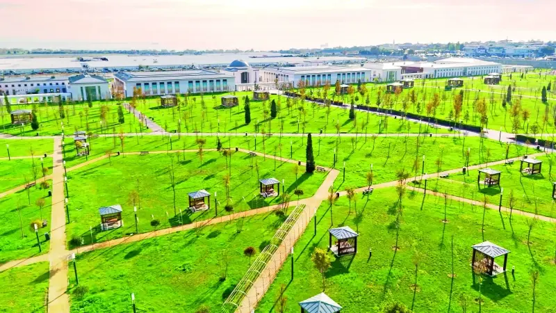 Atatürk Havalimanı Millet Bahçesi.