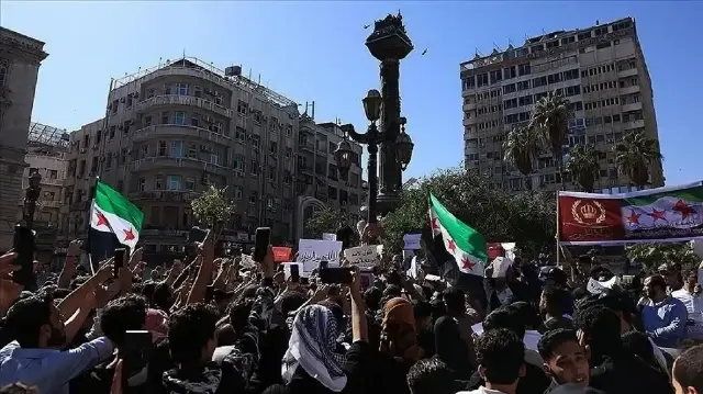 محافظات سورية تشهد احتجاجات ضد "واي بي جي" الإرهابي