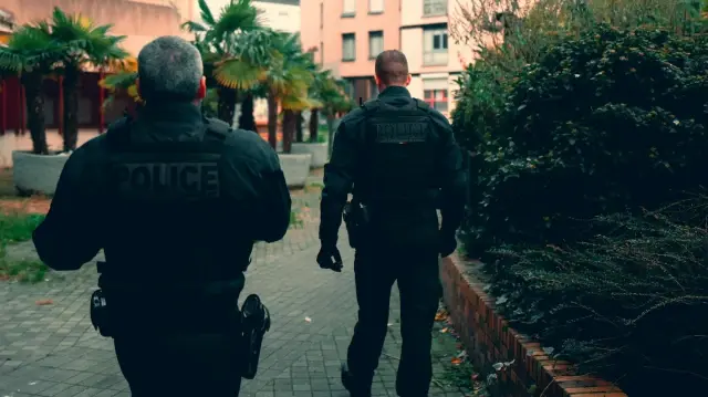 Le préfet de police de Paris, Patrice Faure, a annoncé avoir pris des mesures immédiates à la suite de ce signalement.