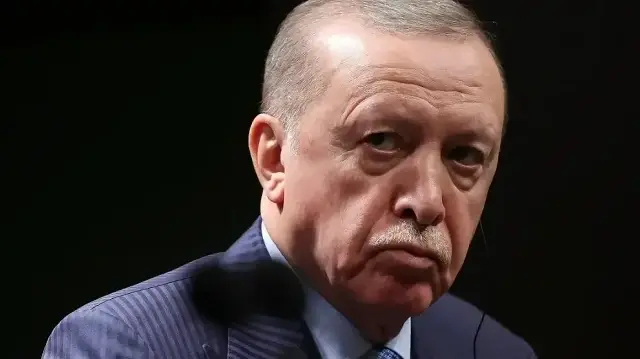  انقرہ میں مشترکہ پریس کانفرنس کے دوران جرمن چانسلر فریڈرک مرز اور ترک صدر اردوان کے سخت جملوں کا تبادلہ ہوا۔ 
