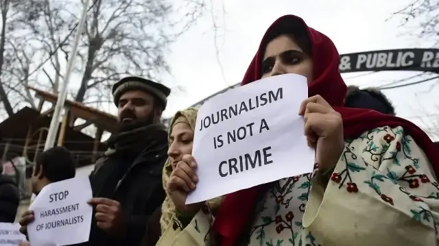 رپورٹ میں پاکستان میں صحافیوں اور دیگر میڈیا کارکنوں کے خلاف حملوں اور خلاف ورزیوں میں ’نمایاں اضافہ‘ ہوا ہے۔
