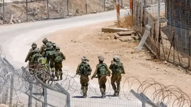 إسرائيل تعتقل 4 سوريين في توغل بدرعا جنوب البلاد