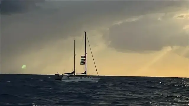 "أسطول الصمود" يفند ادعاءات إسرائيل بعدم وجود مساعدات على سفنه