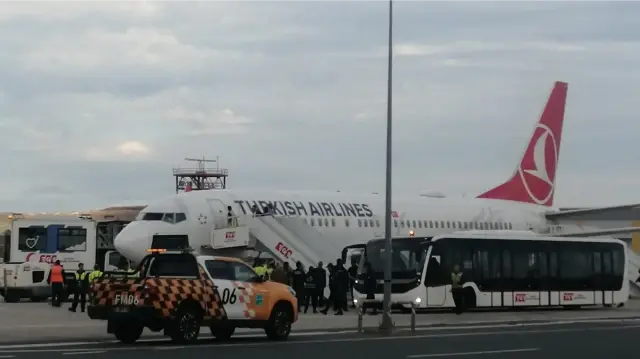 L'avion de la compagnie Turkish Airlines (THY) transportant les militants de la Flottille Sumud qui ont été attaqués et capturés par Israël dans les eaux internationales a atterri à l'aéroport d'Istanbul.
