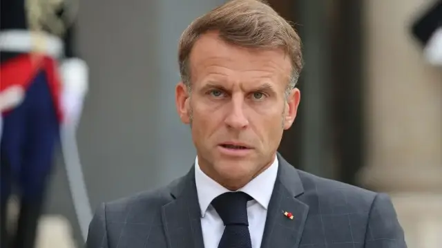 Macron, Fransa'nın bu konuda üzerine düşeni yapacağını kaydederek Trump ve ekibine barıştan yana çabalarından ötürü teşekkür etti.