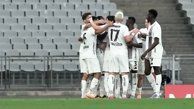 Gaziantep FKlı futbolcuların gol sevinci.