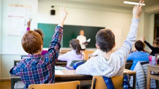 6 Ekim resmî tatil mi, yarın okullar açık mı? Bankalar, devlet daireleri, kargolar, noter ve hastaneler açık mı? İşte tatil hakkında bilgiler