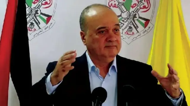 "فتح" تقرر إعادة ناصر القدوة لعضويتها استجابة لطلب وجهه للرئيس عباس