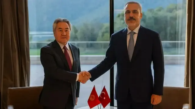 Ceenbek Kulubayev - Hakan Fidan