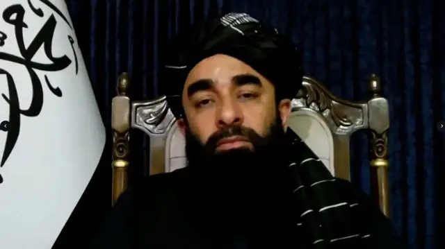 Официальный представитель движения "Талибан" Забихулла Муджахид | Фото: Sky news