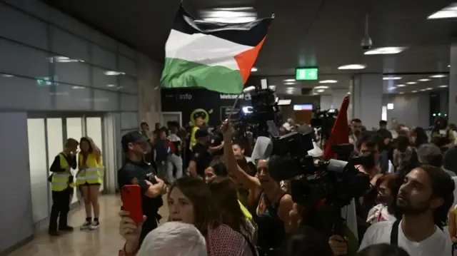 28 Spaniards, still detained in Israel, to be repatriated, Spain confirms