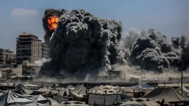 Gaza Reports 106 Palestinians Killed Amid Ongoing Israeli Strikes