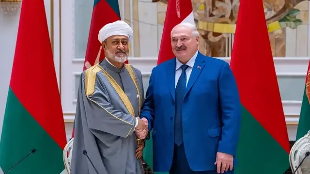 مسقط ومينسك تؤكدان استعدادهما لتعزيز التعاون الاستثماري