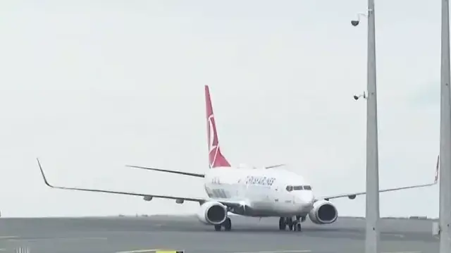 طائرة تقل 15 تركيا مشاركا بأسطول الصمود تصل إسطنبول