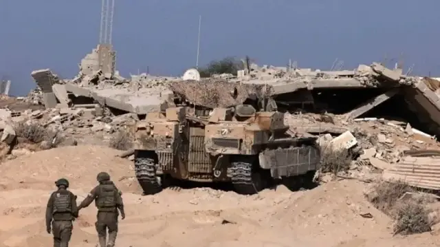 إصابة 3 جنود إسرائيليين بجروح خطيرة جنوبي غزة