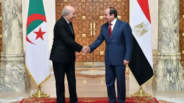 السيسي وتبون يبحثان تطورات غزة ومسار مفاوضات شرم الشيخ