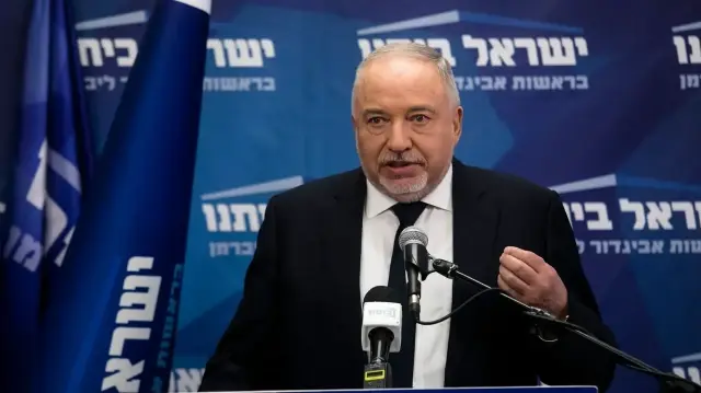 ليبرمان يجدد ادعاءه إصرار إيران على الانتقام من إسرائيل