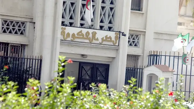 131 مليار دولار.. الجزائر ترصد أكبر موازنة في تاريخها لعام 2026