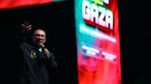  Malaysia's Anwar Pledges Full Support for Palestinian Liberation