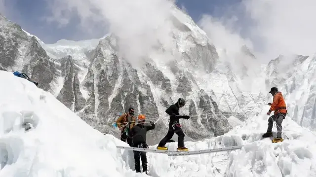 China's Everest Rescue: 580 Saved as Snowstorm Hits Tibet