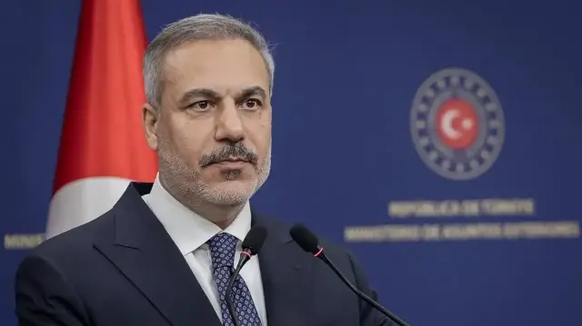 فيدان: على "قسد" التخلي عن أجندته الانفصالية تحت غطاء محاربة "داعش" 