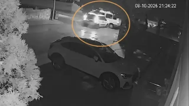 Çorum'da minibüsle çarpışan ticari aracın sürücüsü kaçtı