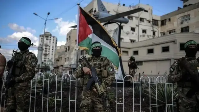 Hamas'tan ateşkes anlaşmasına ilişkin kritik mesaj: Netanyahu yönetimi kararlaştırılan adımları manipüle etmeye başladı.