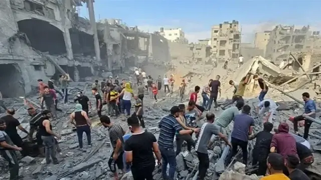غزة.. الاحتلال الإسرائيلي يقصف "شارع الرشيد" رغم إعلان الاتفاق