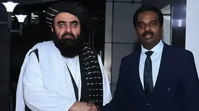 افغانستان کے وزیر خارجہ عامر خان متقی کا یہ دورہ اقوام متحدہ کی سلامتی کونسل کی جانب سے انہیں سفر کی اجازت دینے کے بعد ممکن ہوا۔