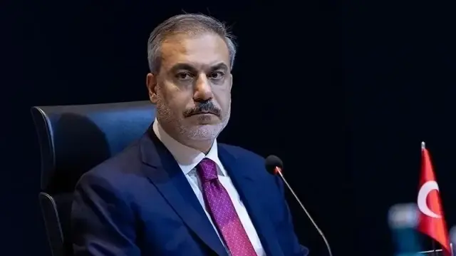 وزير الخارجية التركي يزور العراق الأحد