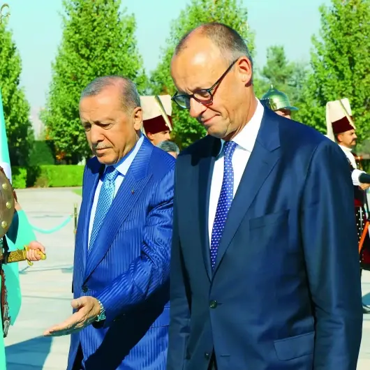 Reel politik ve jeopolitik Türkiye karşıtlığını bitirdi