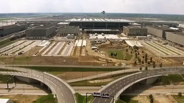 Drone sighting halts Berlin Airport, flights diverted