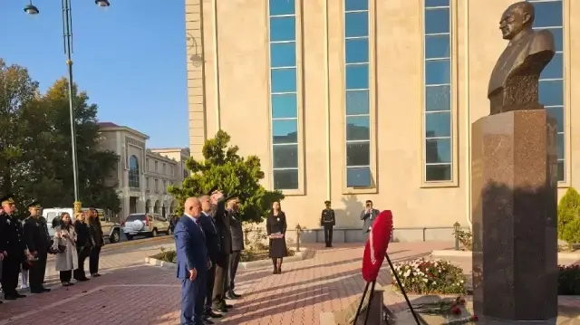 В Нахчыване почтили память Ататюрка