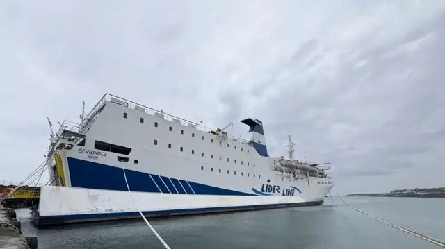 Паром sea bridge 