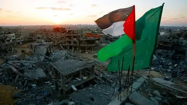 غزة.. دفن 38 فلسطينيًا مجهولي الهوية بدير البلح بعلامات تعذيب