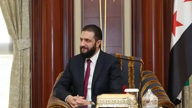 إعلام سوري: اجتماع للشرع مع نائب أمريكي يخفف موقفه تجاه رفع العقوبات