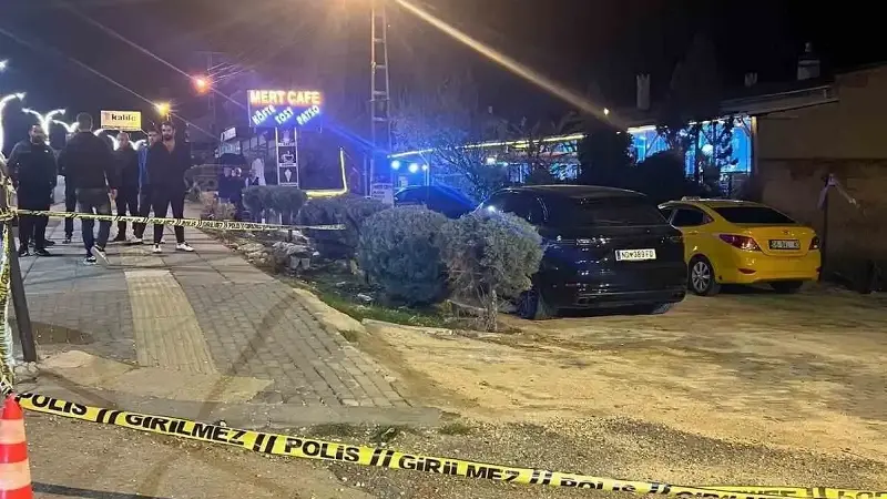 Haymana’da otomobile 6 el ateş açıldı, yaralanan olmadı.