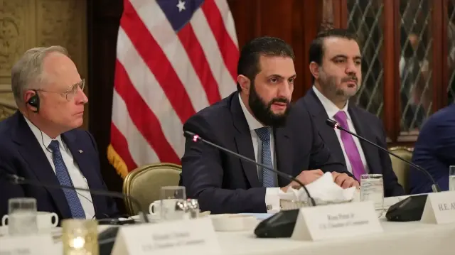 الرئيس السوري يعقد جلسة حوارية مع كبار محرري "واشنطن بوست"