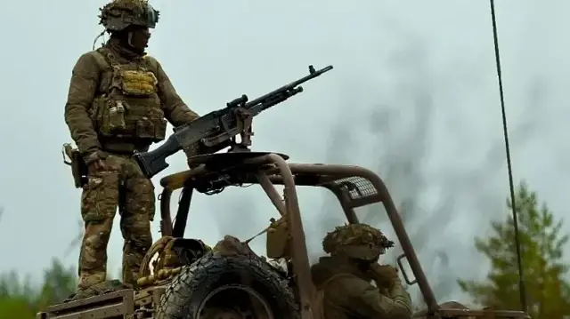 Des soldats d’infanterie français ont mené un exercice de tir réel en Estonie, dans le cadre de l'OTAN, le 10 novembre 2025.