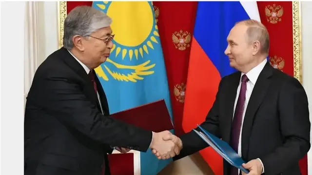 Касым-Жомарт Токаев и Владимир Путин

