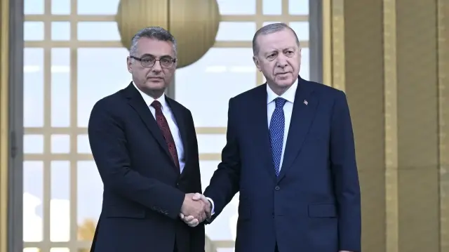 أردوغان يستقبل رئيس جمهورية شمال قبرص التركية