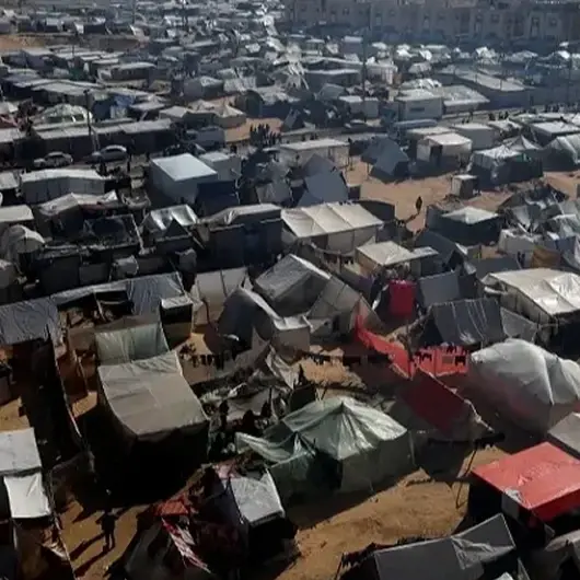 الأونروا: 282 ألف منزل مدمر بغزة والنازحون يستقبلون الشتاء في خيام