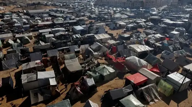 الأونروا: 282 ألف منزل مدمر بغزة والنازحون يستقبلون الشتاء في خيام