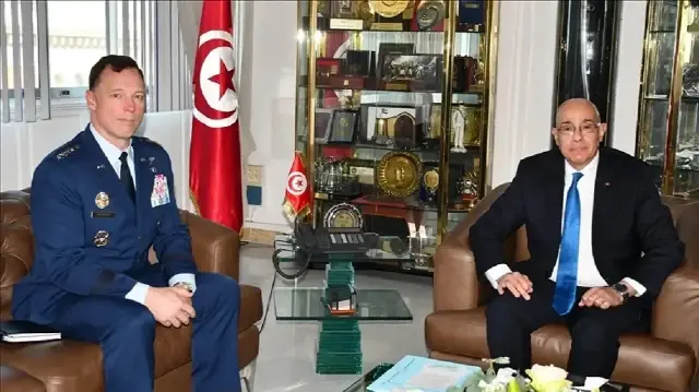قائد الأفريكوم: واشنطن ملتزمة بدعم قدرات الجيش التونسي