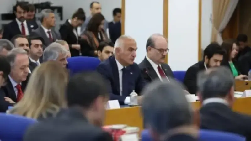 Bakan Ersoy TBMM’de 2026 bütçesini anlattı: Turizmde rekor, arkeolojide yoğun çalışma