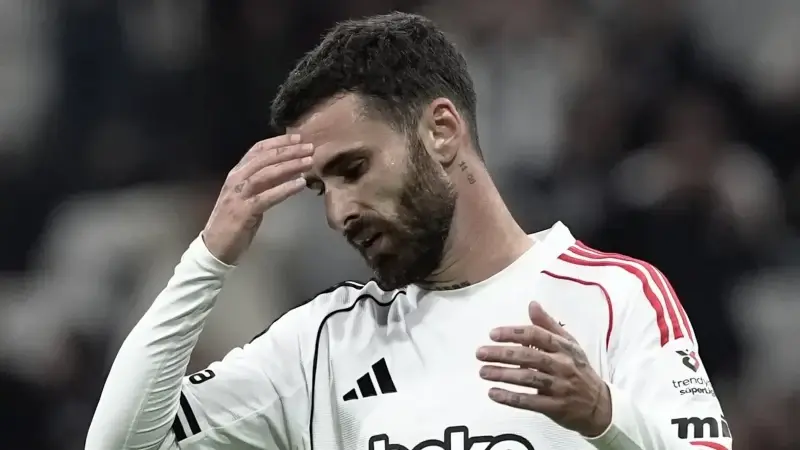 Rafa Silva için flaş takas iddiası: Ezeli rakibin yıldızı gündemde