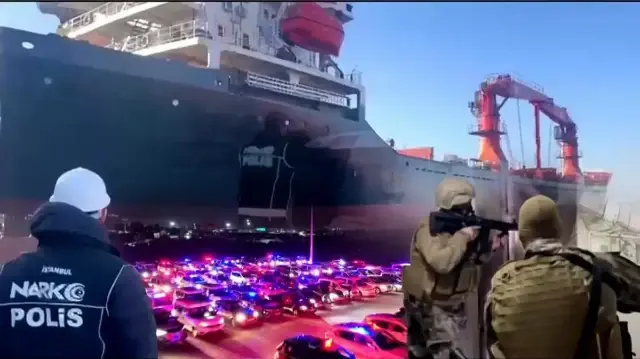 МВД Турции провело операцию против группировок, занимающихся наркоторговлей.