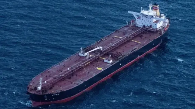 مسؤول أمريكي: إيران احتجزت ناقلة نفط في مضيق هرمز